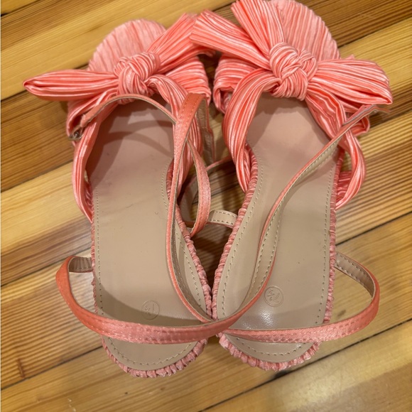 Elegant Pink Strappy Women's Sandals - Picture 3 of 6